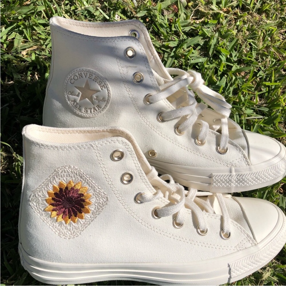 Converse Sunflowers star high tops